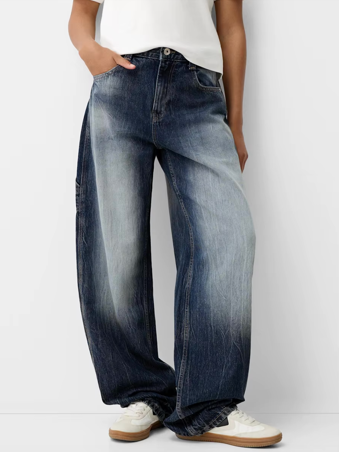 Muse's  Wide  Jeans 