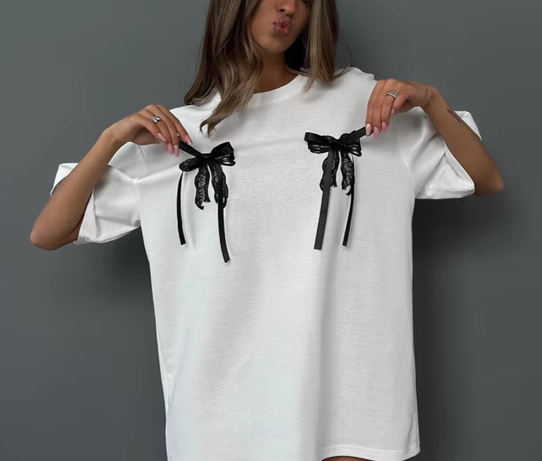 Amaris's  T-Shirt 